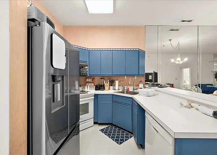 Waterfront Heron Harbour With Bay Views Pool And Tennis