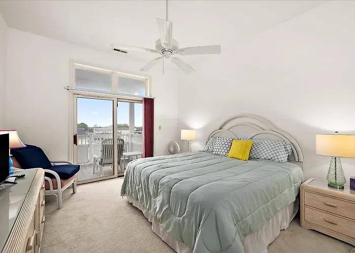 Waterfront Heron Harbour With Bay Views Pool And Tennis Holiday home Ocean City