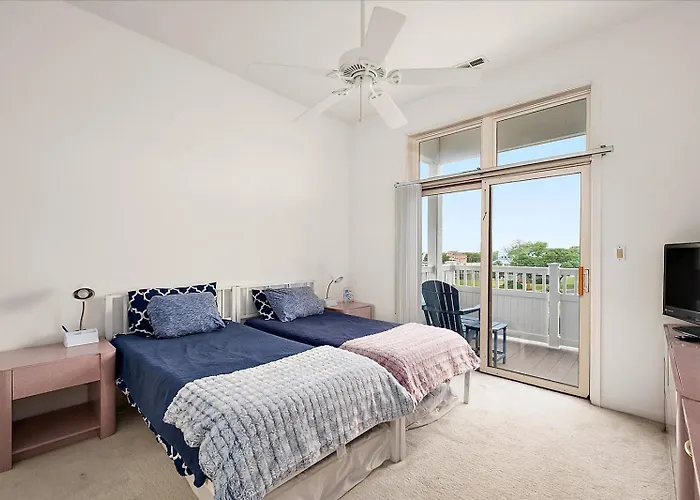 Waterfront Heron Harbour With Bay Views Pool And Tennis *