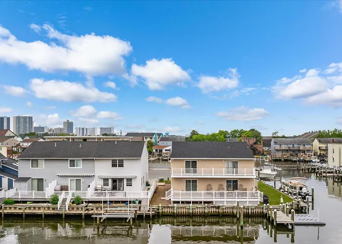 Holiday home Waterfront Heron Harbour With Bay Views Pool And Tennis *