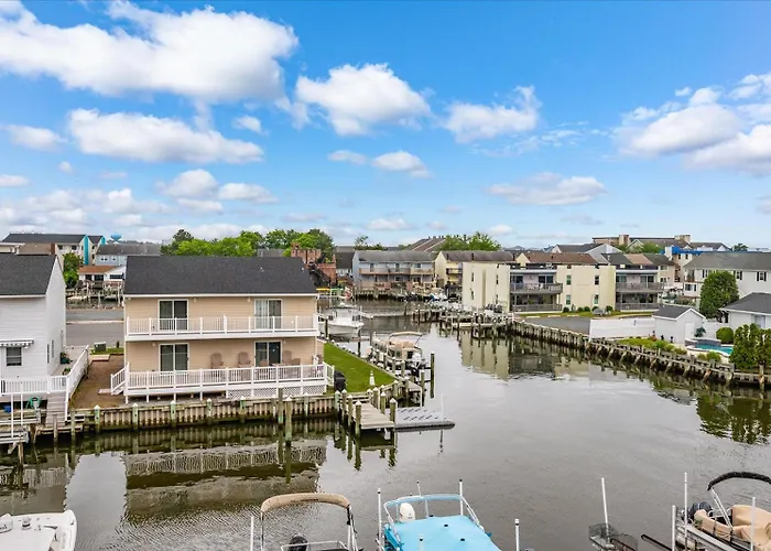 Holiday home Waterfront Heron Harbour With Bay Views Pool And Tennis Ocean City
