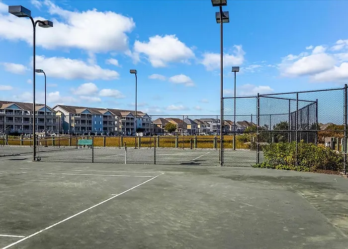 Waterfront Heron Harbour With Bay Views Pool And Tennis Holiday home